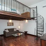 La Casa Di Laura A Trastevere